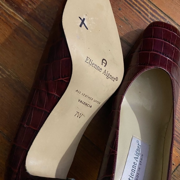 Etienne Aigner Brown Heeled Shoes with Classic Design vintage - Picture 4 of 5